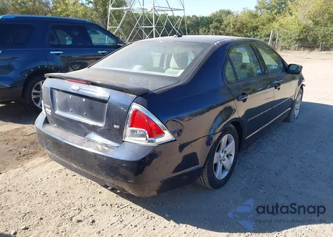 2009 Ford Fusion Se z USA, uszkodzony, nr VIN 3FAHP07ZX9R166967